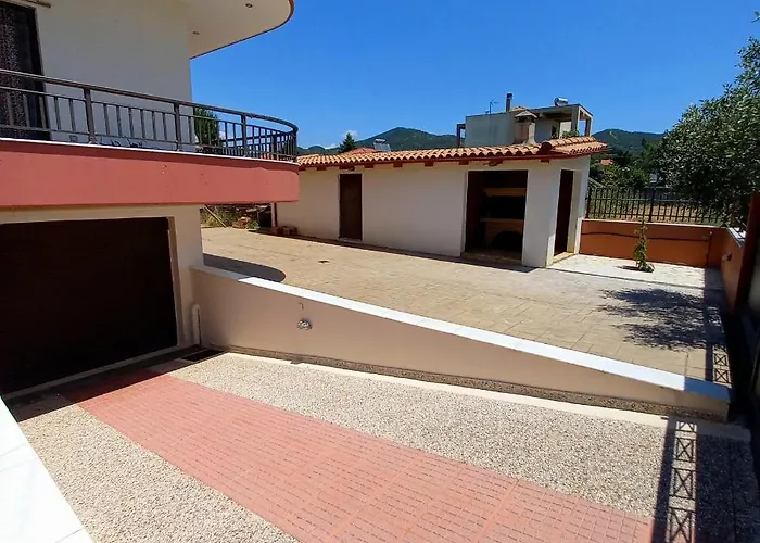 ταξιδιώτες Travellers * Megalopolis